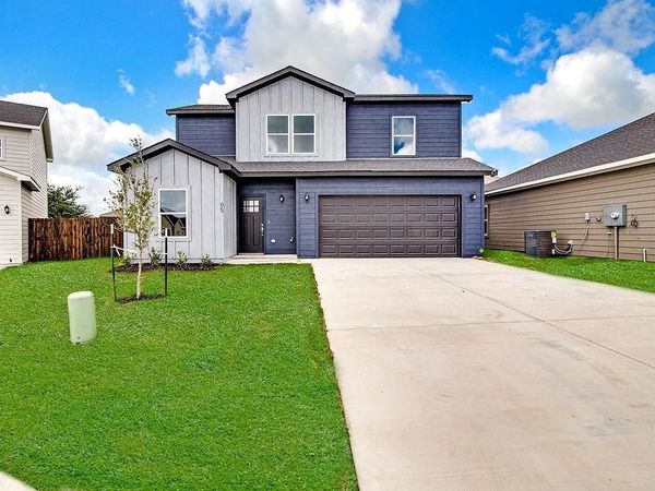 620 Alameda Road, Azle, TX 76020