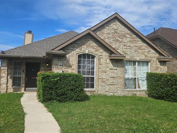 1834 Cool Springs Drive, Mesquite, TX 75181