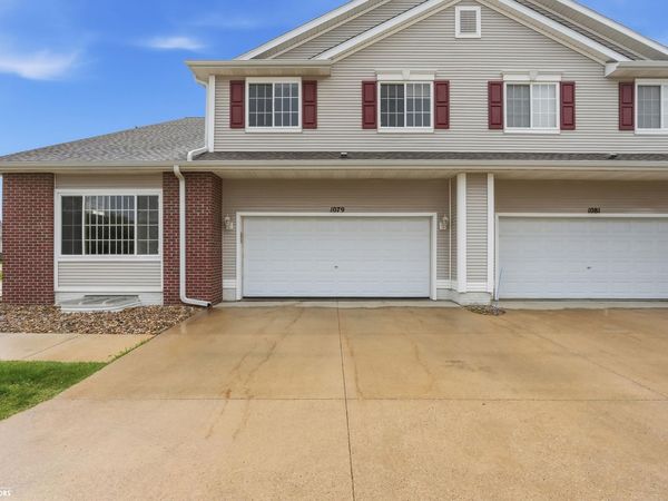 1079 74th Street NE, Cedar Rapids, IA 52402