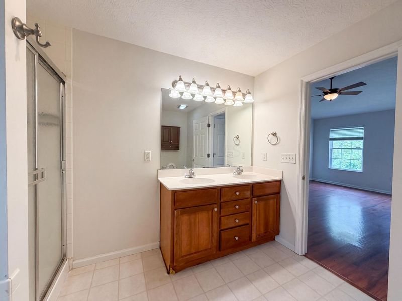 7966 Lazelle Woods Drive , Westerville, OH 43081 Photo 31