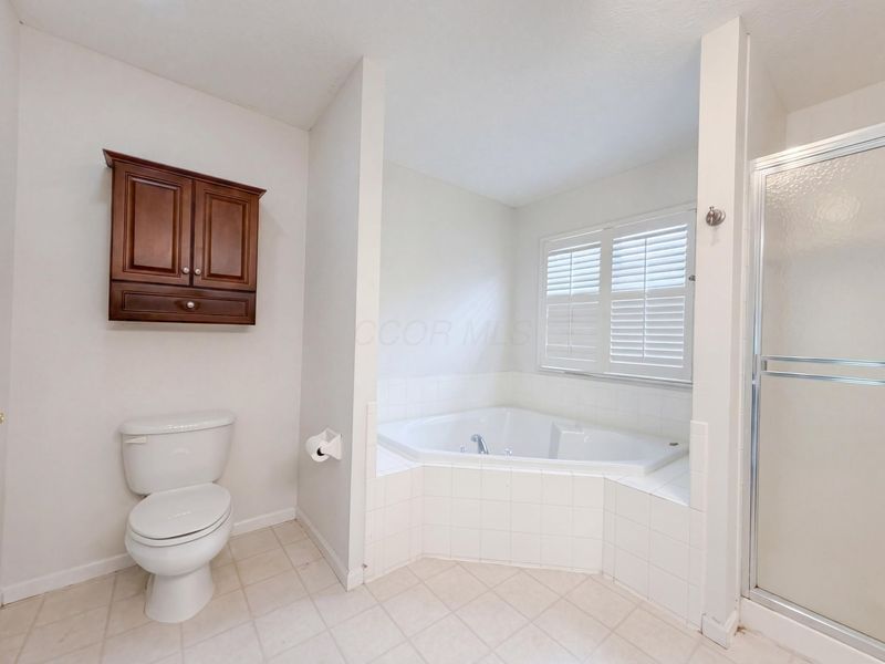 7966 Lazelle Woods Drive , Westerville, OH 43081 Photo 32