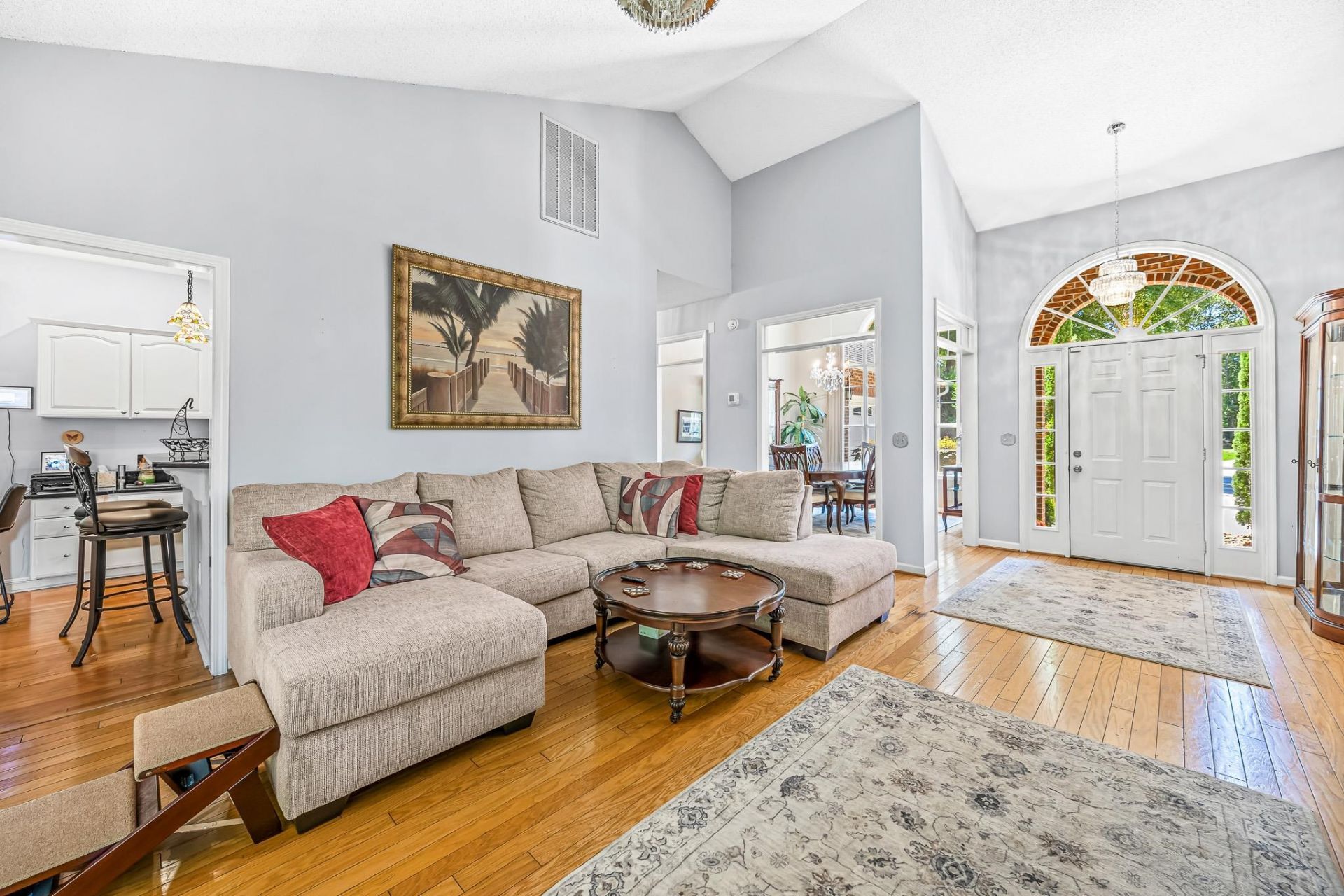 3170 Hermitage Dr.  Photo 5