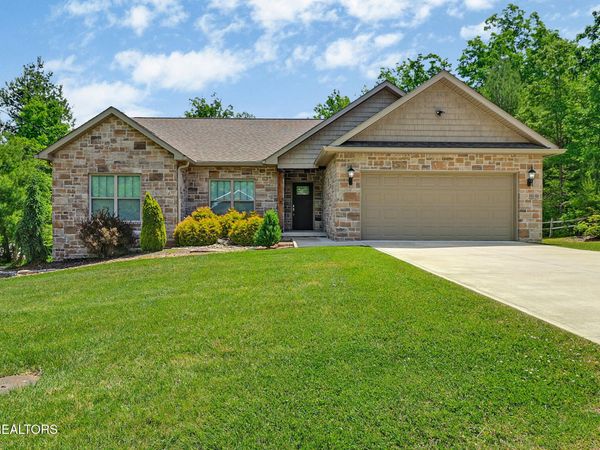 142 Forest View Drive, Crossville, TN 38558