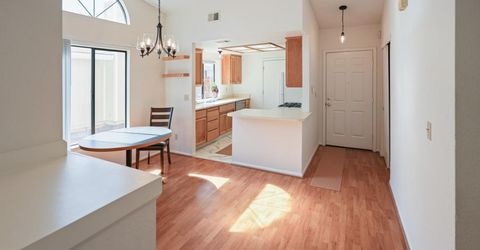 7004 Springmont Dr, Elk Grove, CA 95758 Photo