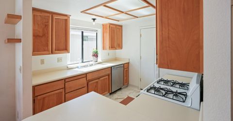 7004 Springmont Dr, Elk Grove, CA 95758 Photo