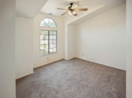7004 Springmont Dr, Elk Grove, CA 95758 Photo