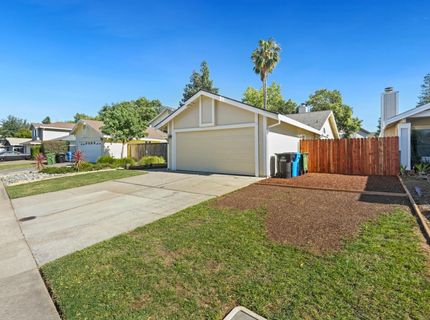 7004 Springmont Dr, Elk Grove, CA 95758 Photo