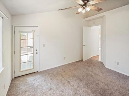 7004 Springmont Dr, Elk Grove, CA 95758 Photo
