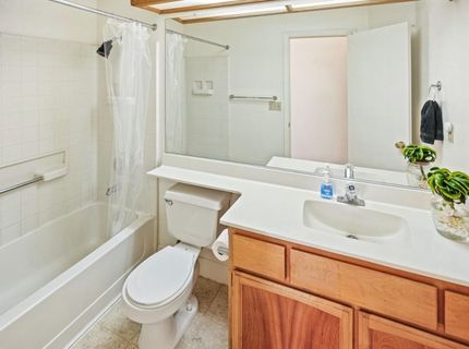 7004 Springmont Dr, Elk Grove, CA 95758 Photo