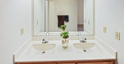 7004 Springmont Dr, Elk Grove, CA 95758 Photo