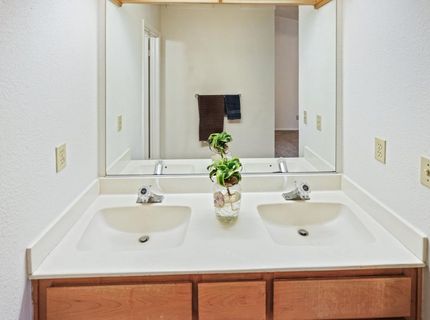 7004 Springmont Dr, Elk Grove, CA 95758 Photo