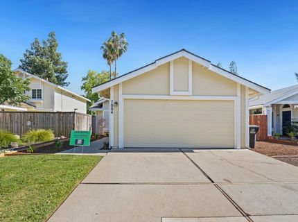 7004 Springmont Dr, Elk Grove, CA 95758 Photo