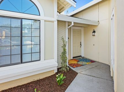 7004 Springmont Dr, Elk Grove, CA 95758 Photo