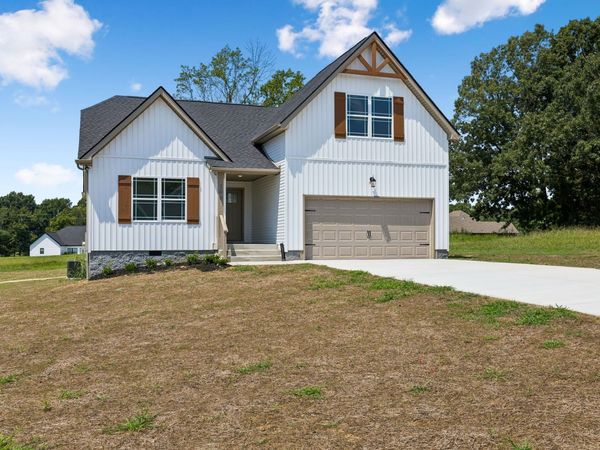 100 Morgan Lane, Dickson, TN 37055
