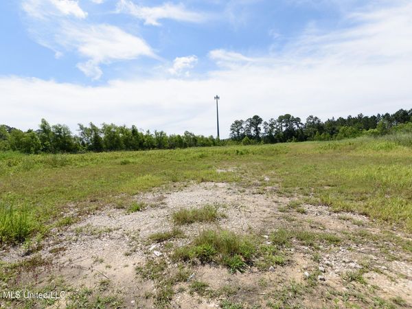 E Short Cut Road, Moss Point, MS 39563