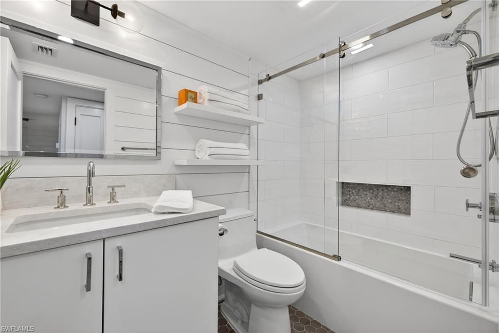 6080 Pelican Bay Blvd, Unit 205A, Naples, FL 34108 Photo
