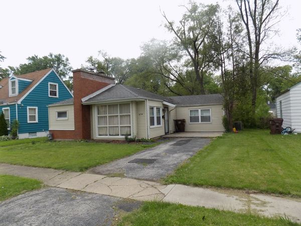 16744 Trapet Avenue , Hazel Crest, IL 60429