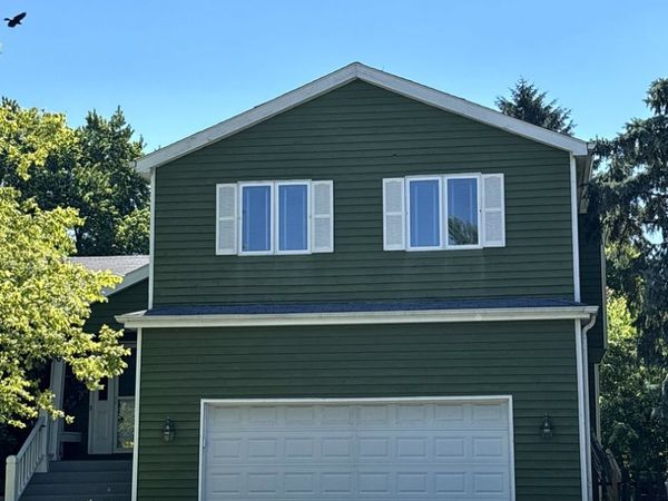 6 Crows Nest Court, Third Lake, IL 60030