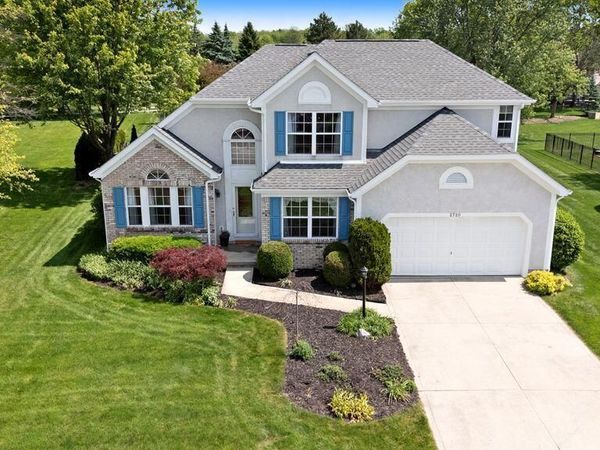 2720 Bryton Drive, Powell, OH 43065
