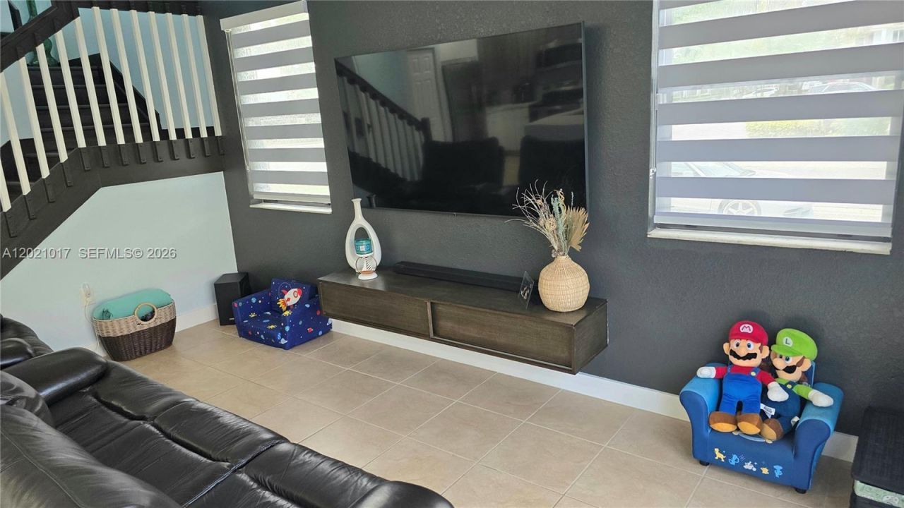 17470 SW 153rd Ave, Unit 17470, Miami, FL 33187 Photo