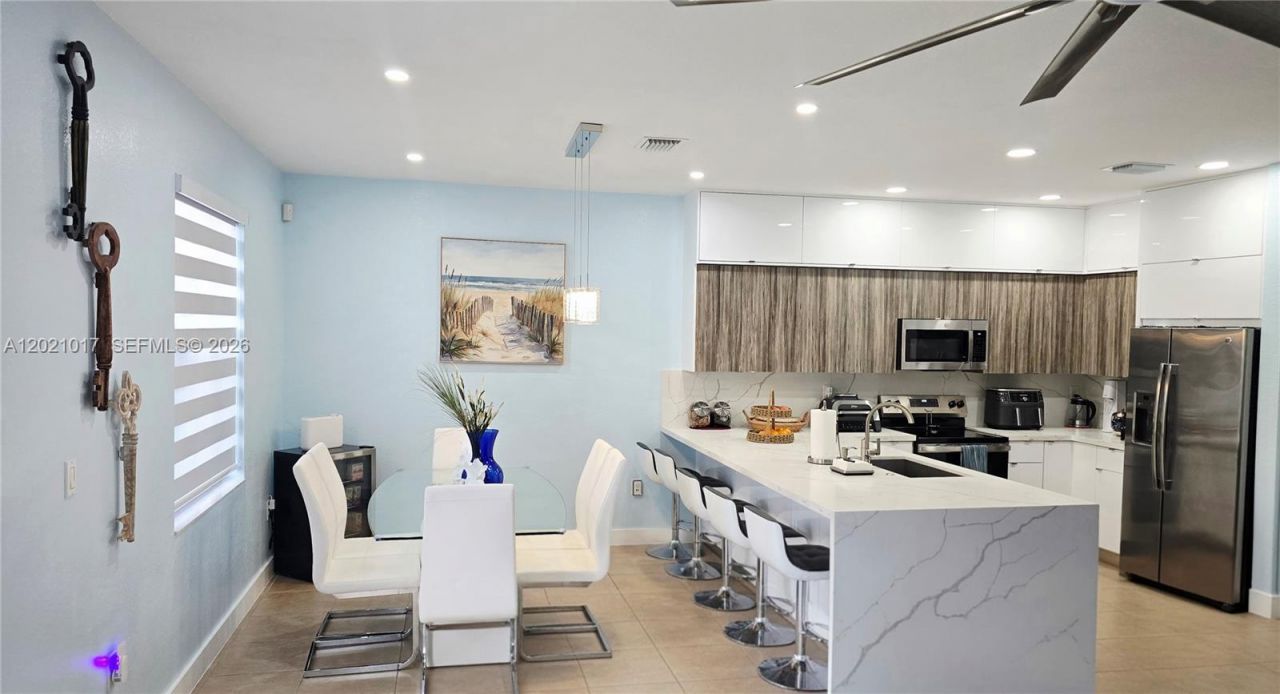 17470 SW 153rd Ave, Unit 17470, Miami, FL 33187 Photo
