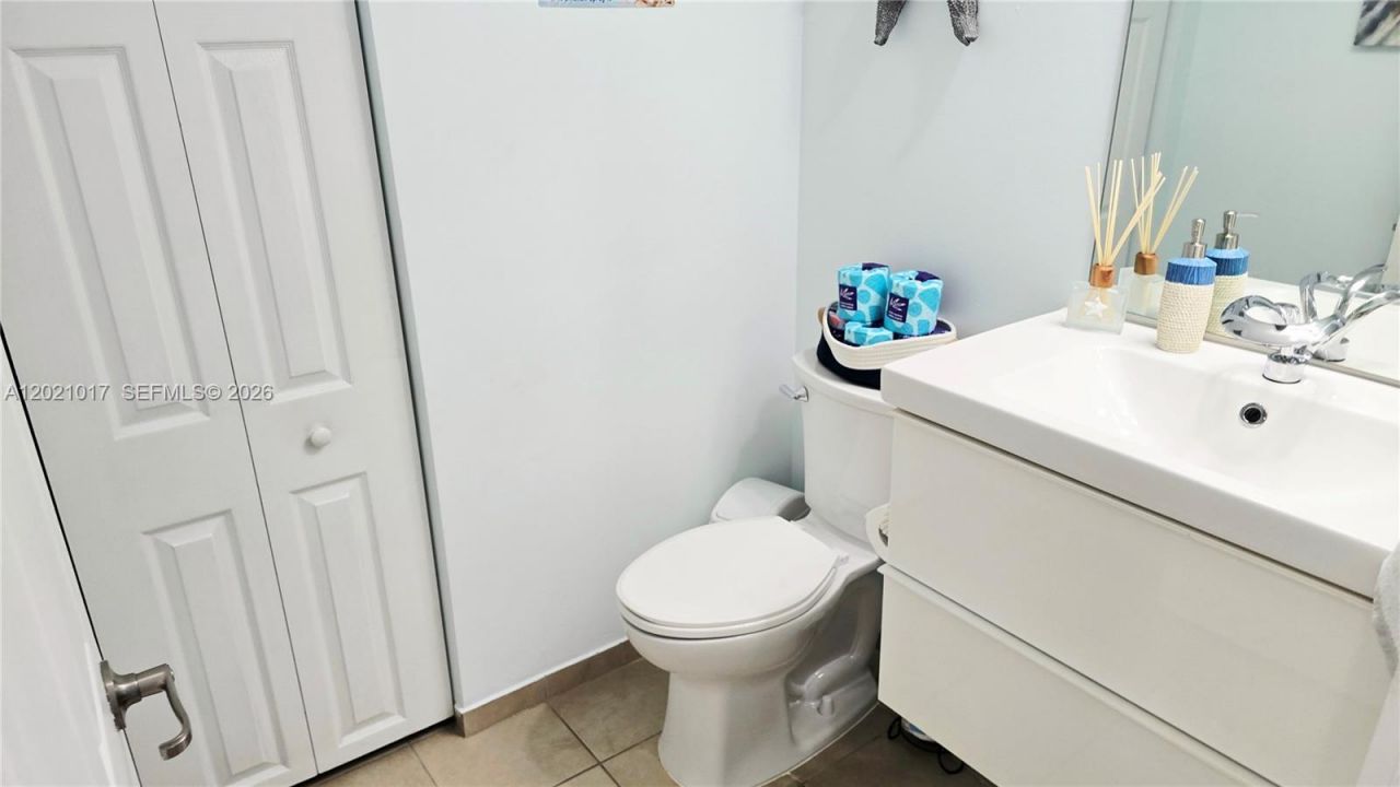 17470 SW 153rd Ave, Unit 17470, Miami, FL 33187 Photo
