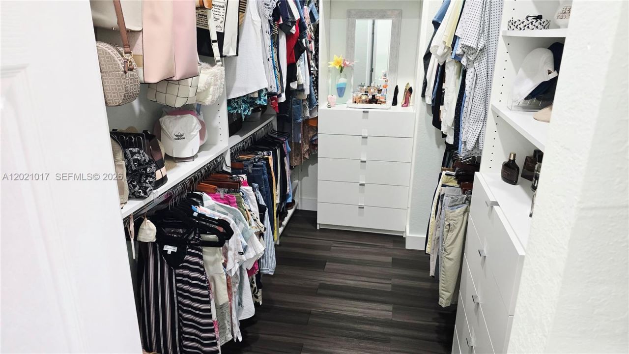 17470 SW 153rd Ave, Unit 17470, Miami, FL 33187 Photo