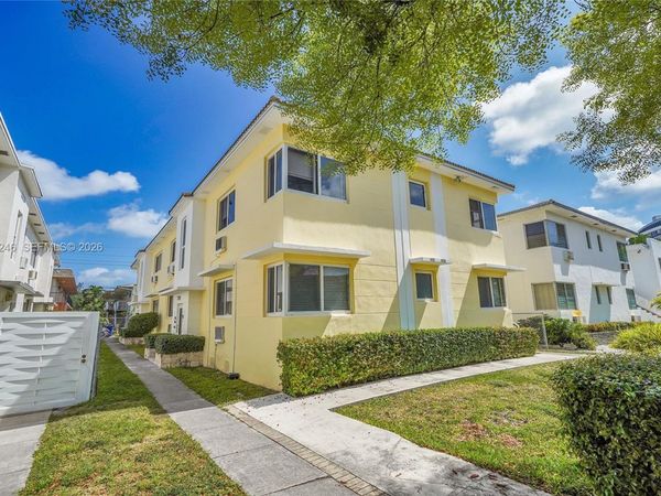 955 Bay Dr , Unit 2, Miami Beach, FL 33141