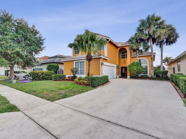 10902 Tamoron Lane, Boca Raton, FL 33498