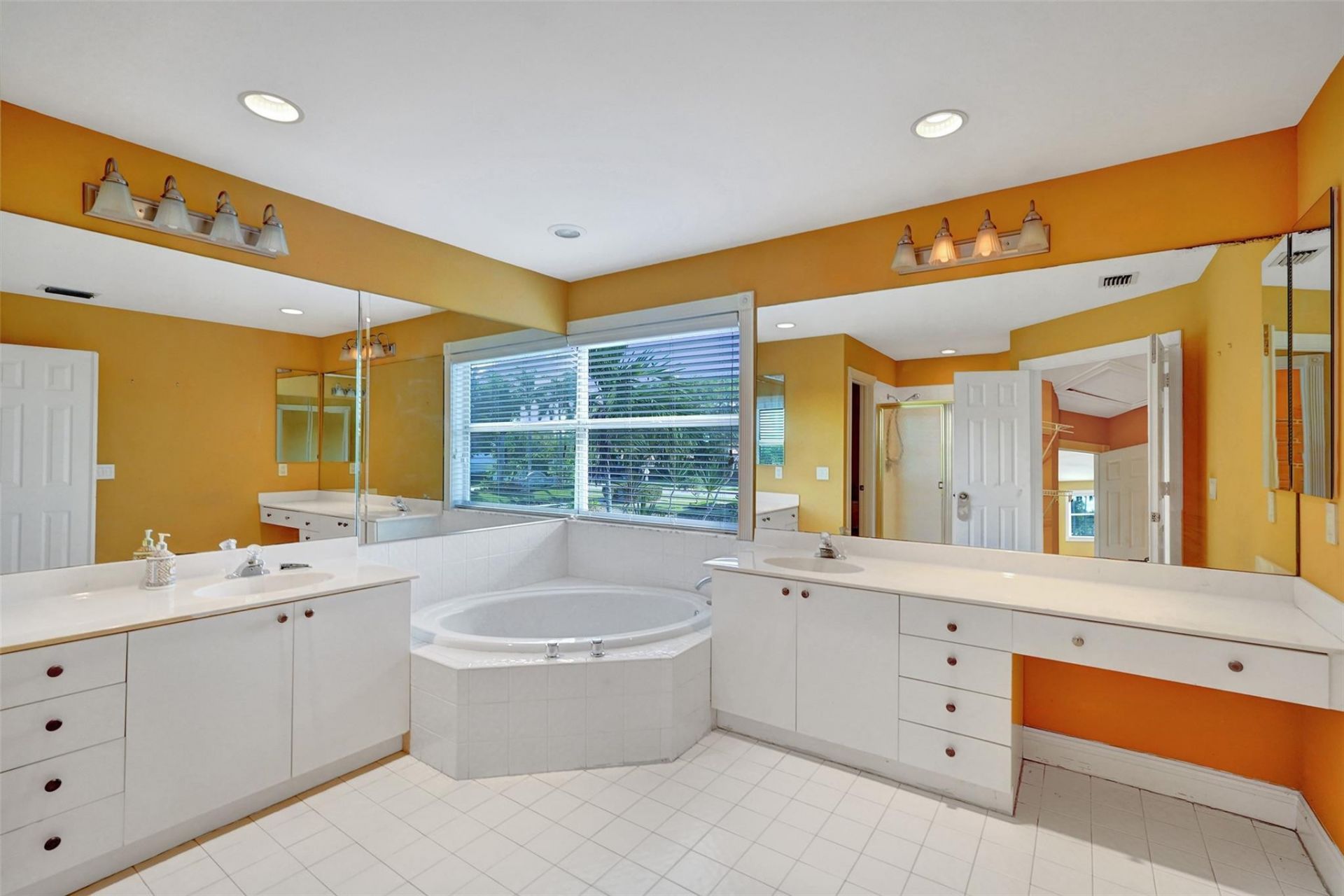 10902 Tamoron Lane, Boca Raton, FL 33498 Photo