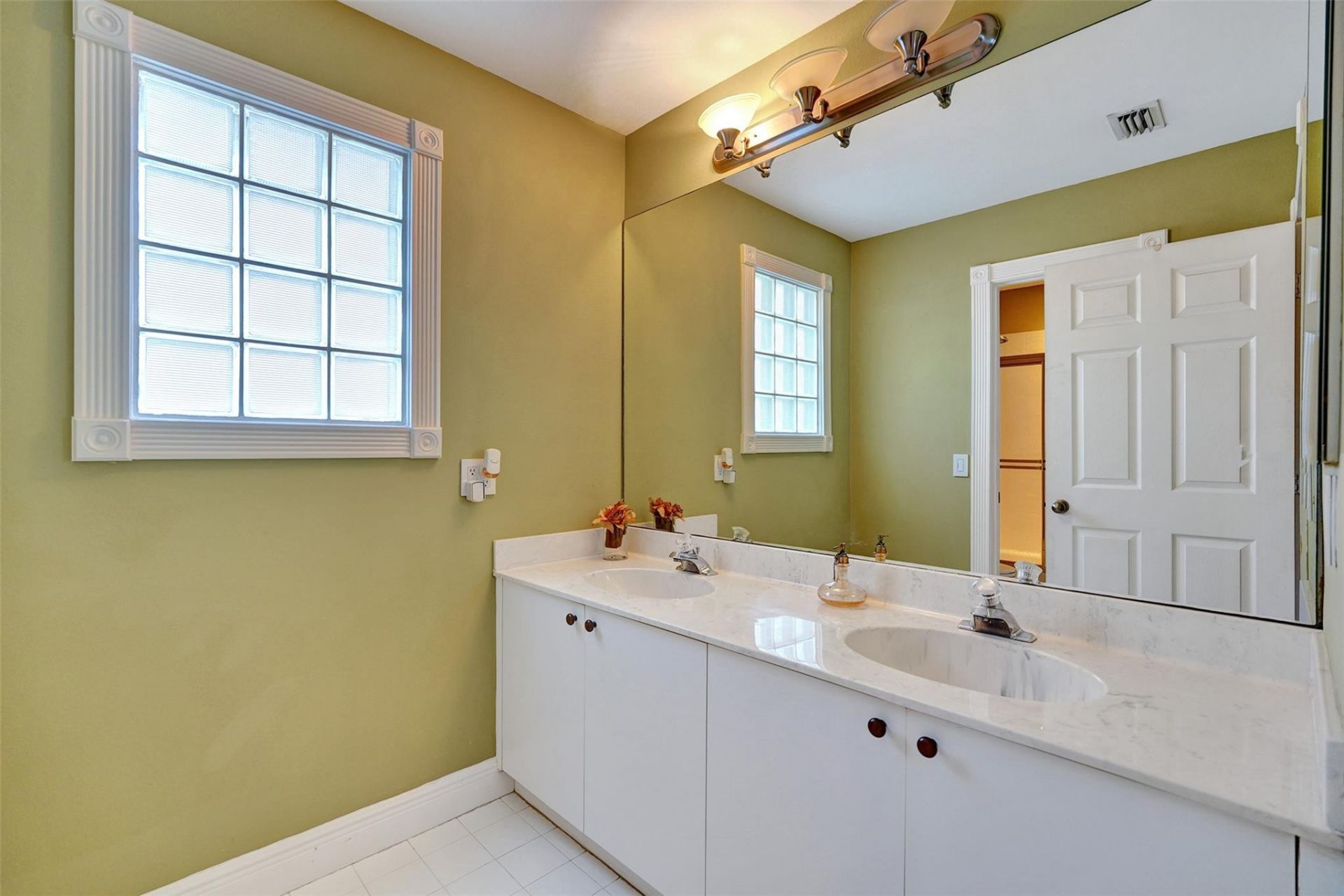 10902 Tamoron Lane, Boca Raton, FL 33498 Photo