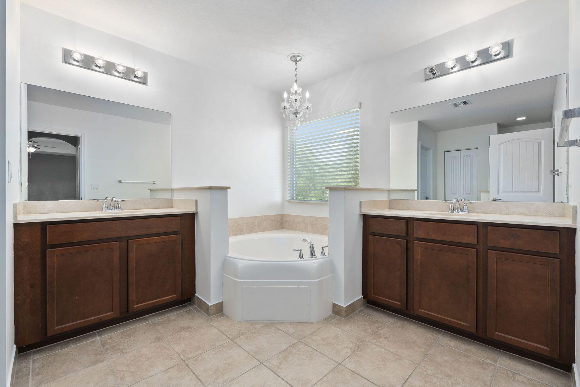 505 NW Windflower Terrace, Jensen Beach, FL 34957 Photo
