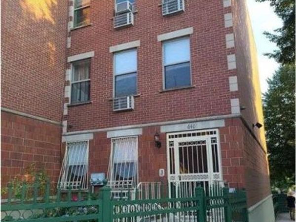 640 E 182nd St , Bronx, NY 10457