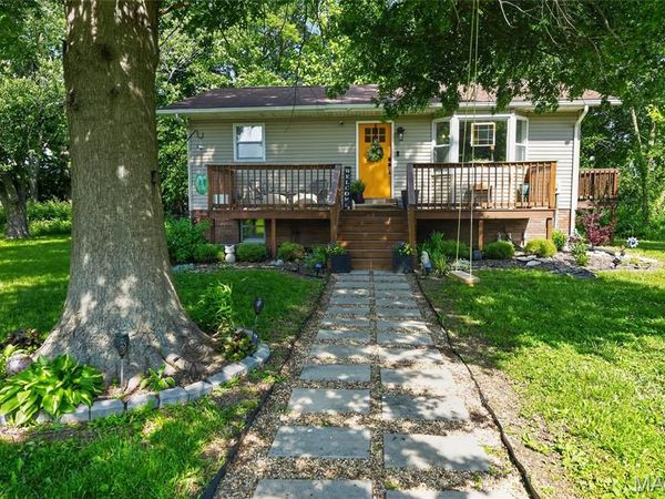 5863 Route 66, Mount Olive, IL 62069