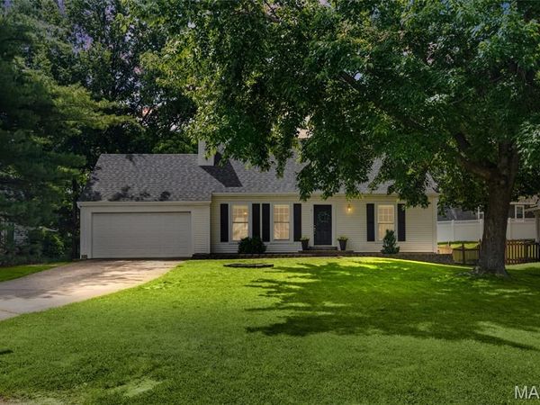 7 Primgarden Court, St Peters, MO 63376