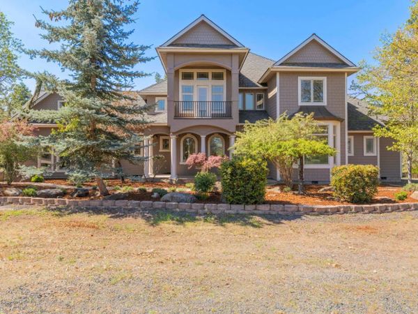 6686 Osprey Lane, Klamath Falls, OR 97601