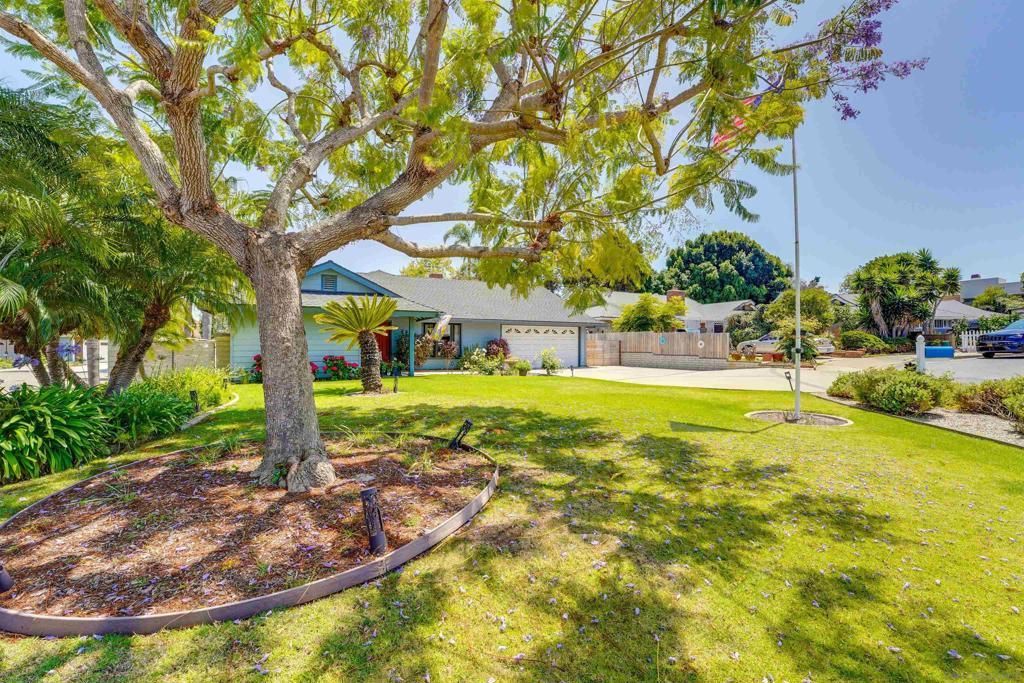1561 Sandalwood Ln, Carlsbad, CA 92008 Main Photo