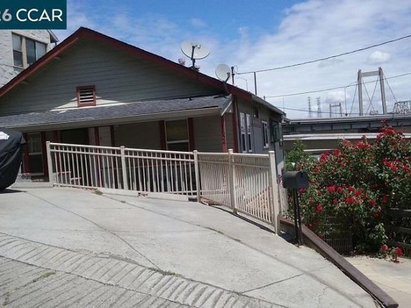 1624 Flora, Crockett, CA 94525