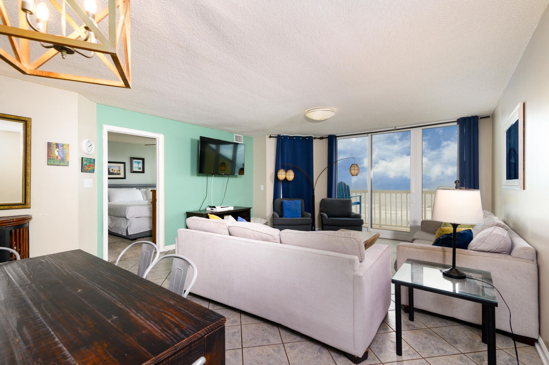 201 W Arctic Avenue Photo 15