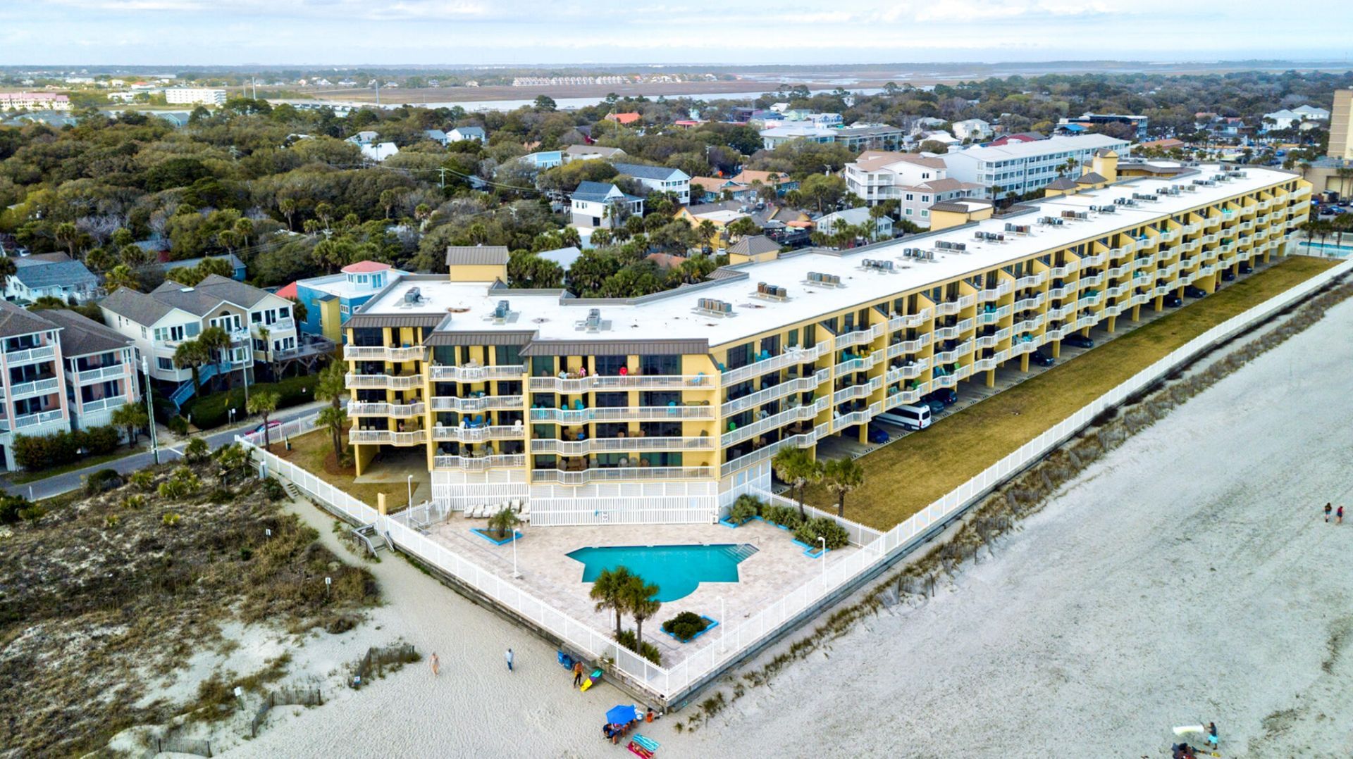 201 W Arctic Avenue Photo 4