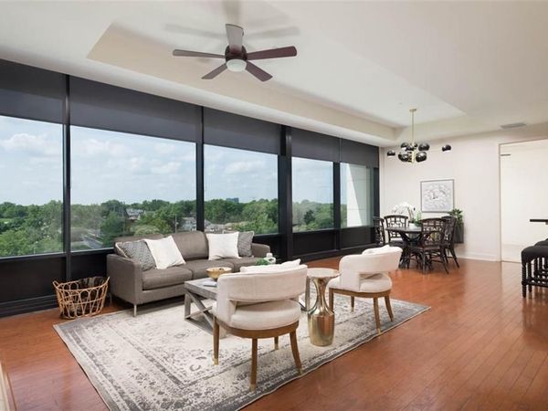 700 W 31st Street, Unit 407, Kansas City, MO 64108