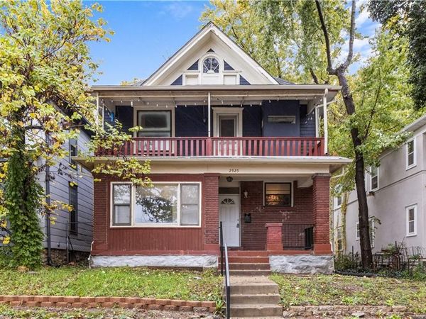 2925 Holmes Street, Kansas City, MO 64109