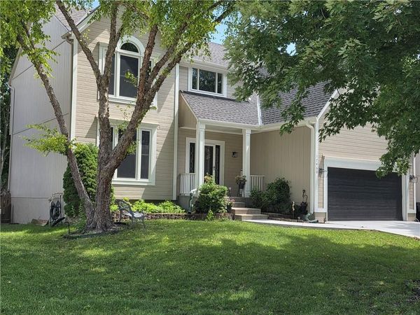 17460 W 158th Street, Olathe, KS 66062