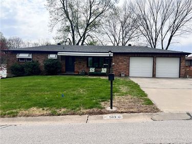 5113 Ridgewood Drive, Kansas City, MO 64151