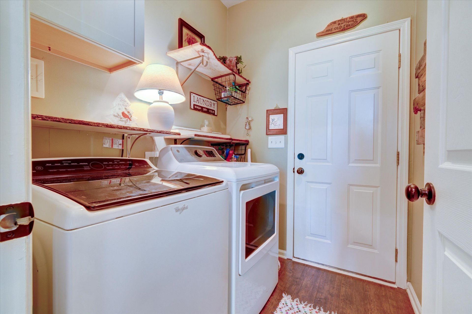 1324 Heidiho Way Photo 10