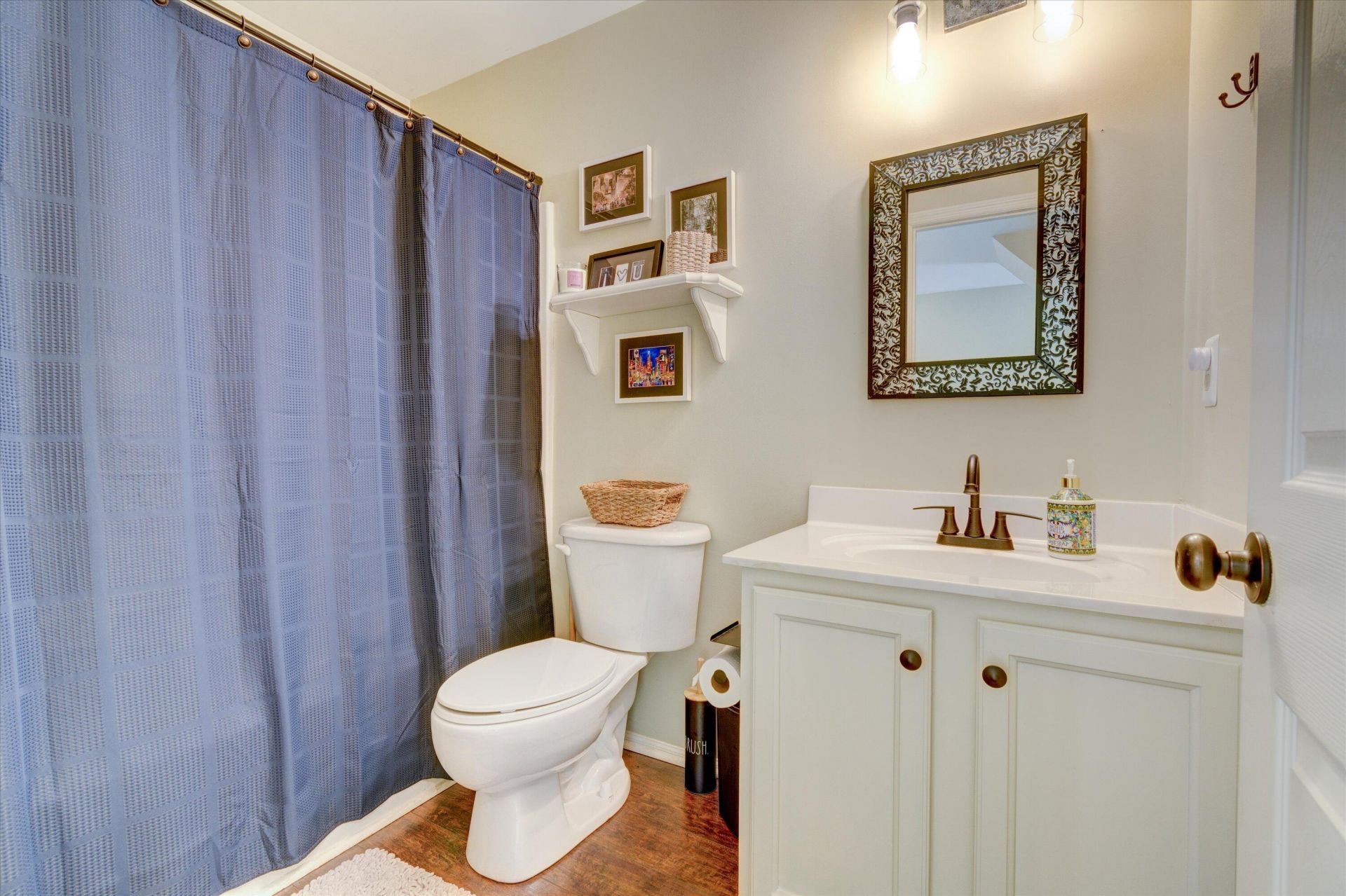 1324 Heidiho Way Photo 18