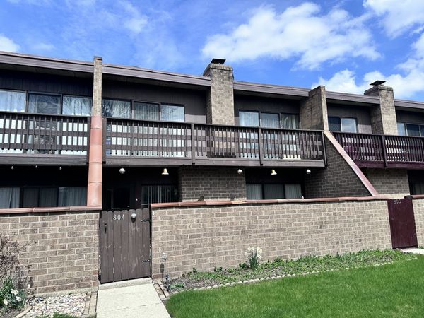 804 Kenneth Circle , Unit 804, Elgin, IL 60120