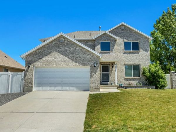 3357 S VILLAGE MEADOW DR, West Valley City, UT 84128