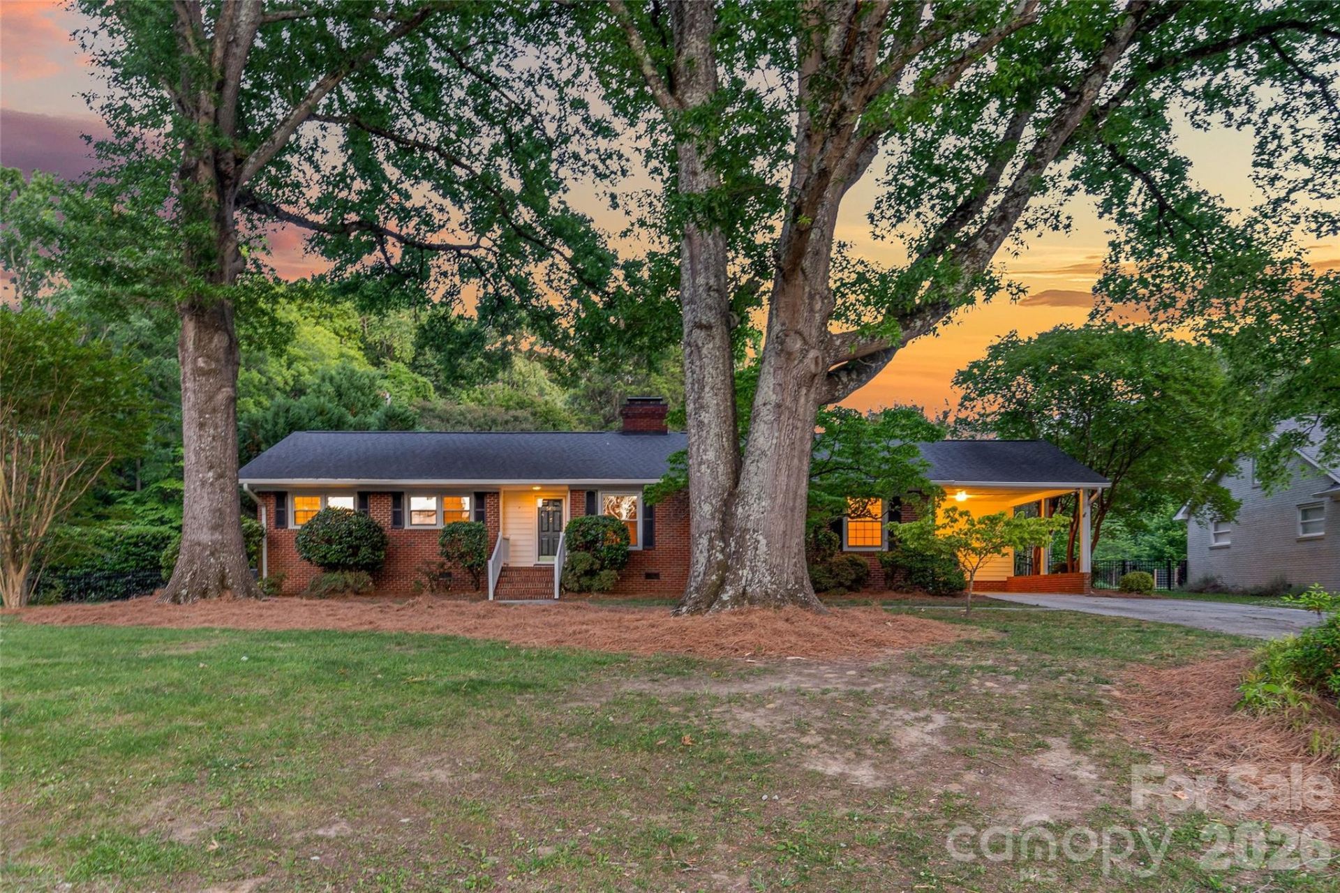 5430 Finsbury Place, Charlotte, NC 28211 Main Photo