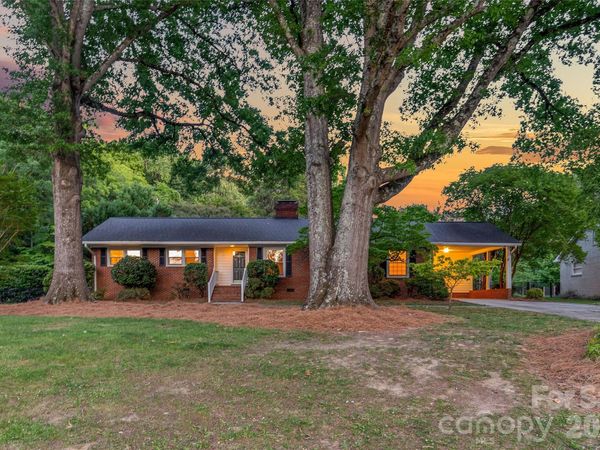 5430 Finsbury Place, Charlotte, NC 28211